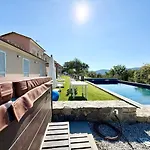 Sensazione-piscina, Sauna, Jacuzzi, Bbq Villa *