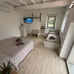 Sensazione-piscina, Sauna, Jacuzzi, Bbq Villa Sarzana