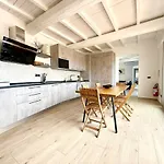 Sensazione-piscina, Sauna, Jacuzzi, Bbq Villa