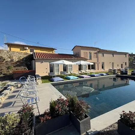 Villa Sensazione-piscina, Sauna, Jacuzzi, Bbq Sarzana