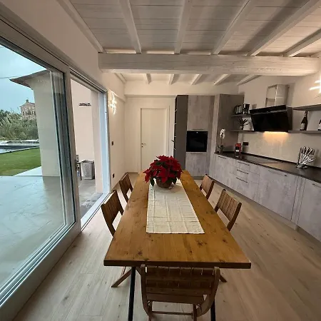 Sensazione-piscina, Sauna, Jacuzzi, Bbq Villa *