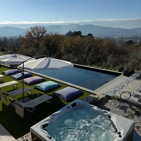 Sensazione-piscina, Sauna, Jacuzzi, Bbq Villa Sarzana