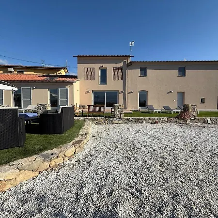 Villa Sensazione-piscina, Sauna, Jacuzzi, Bbq Sarzana