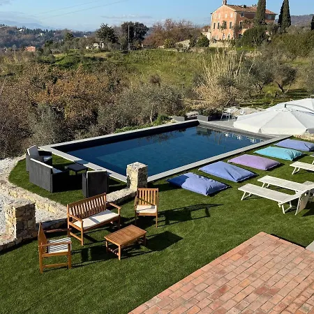 Sensazione-piscina, Sauna, Jacuzzi, Bbq Sarzana