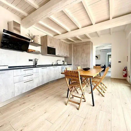 Villa Sensazione-piscina, Sauna, Jacuzzi, Bbq Sarzana