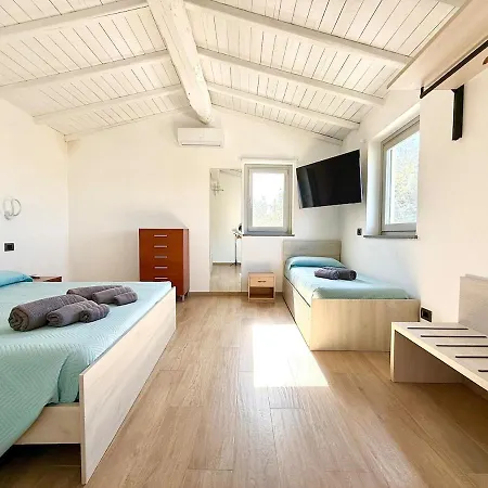 Sensazione-piscina, Sauna, Jacuzzi, Bbq * Sarzana