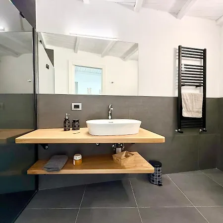 Villa Sensazione-piscina, Sauna, Jacuzzi, Bbq *
